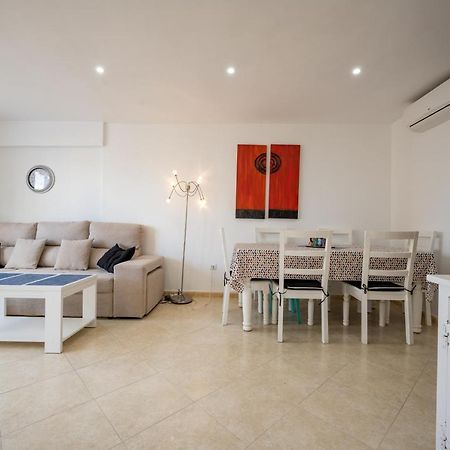 Beautiful 2 Bedrooms Apartment In Agua Mundo Benidorm Dış mekan fotoğraf